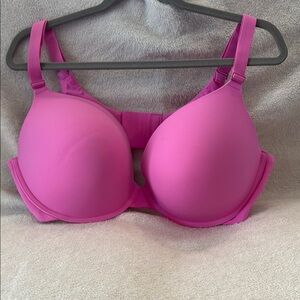 SKIMS pink push up bra